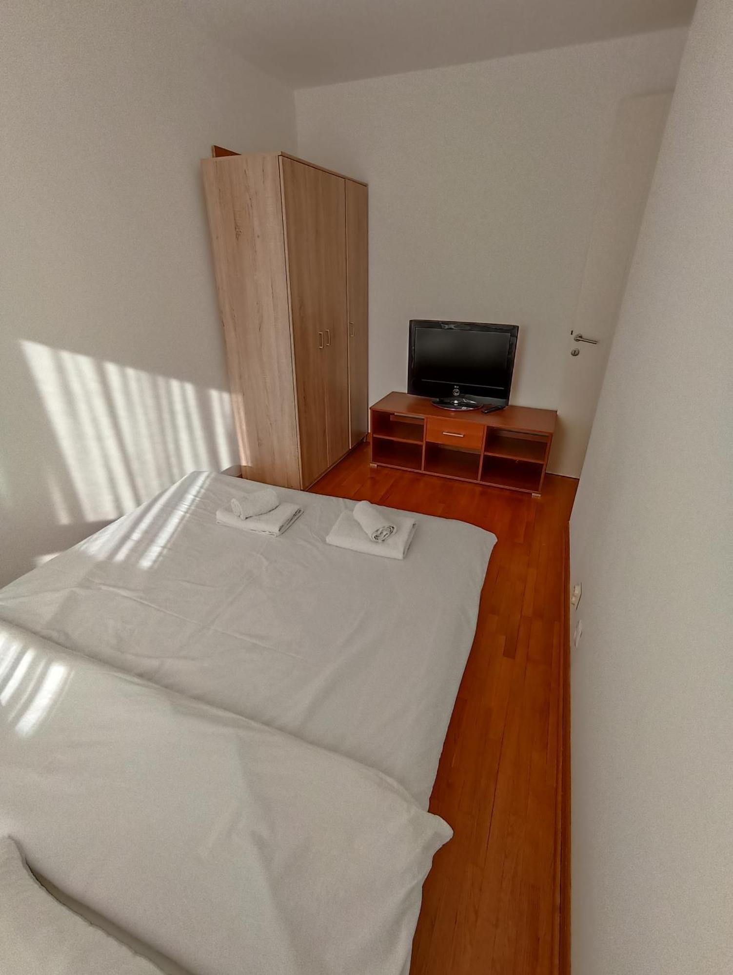 Apartment Tifani Belville Belgrado Quarto foto