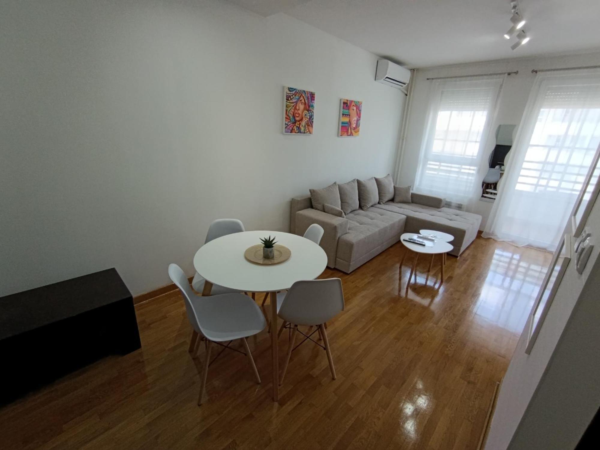 Apartment Tifani Belville Belgrado Quarto foto